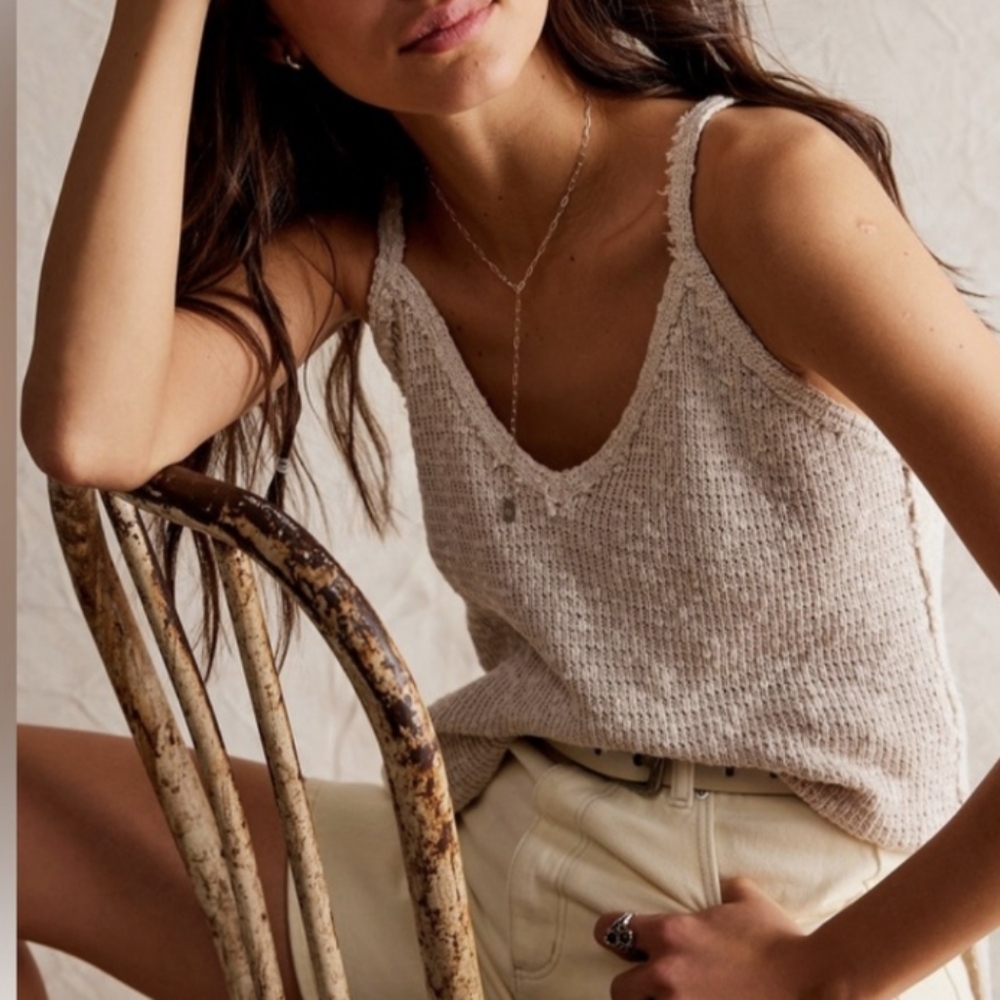 Free People NWOT Don't Go Top sz XS Textured Cream Knit​​ - Picture 3 of 14